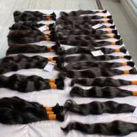Cabello a granel alineado con cutícula virgen cruda de alta calidad, tejido de cabello brasileño rizado virgen, cabello virgen alineado con cutícula sin procesar