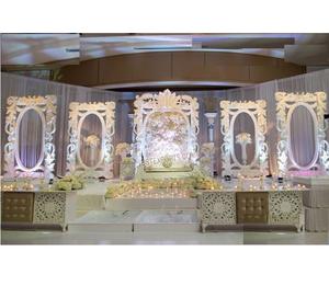 ฉากหลังงานแต่งงานสไตล์ตะวันตก แผงตกแต่งเวทีงานแต่งงานแบบตะวันตกที่น่าทึ่ง กรอบฉากหลังงานแต่งงานสไตล์ตะวันตกขนาดใหญ่ สไตล์ราชวงศ์ ประเทศอังกฤษ - Product Image 1