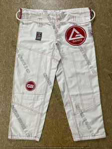 White Gracie Barra Jiu Jitsu Gi ที่มีคุณภาพสูงการออกแบบและแพทช์ที่กำหนดเองทำบราซิล Jiu Jitsu กิโมโนด้วยโลโก้แบรนด์ - Product Image 5