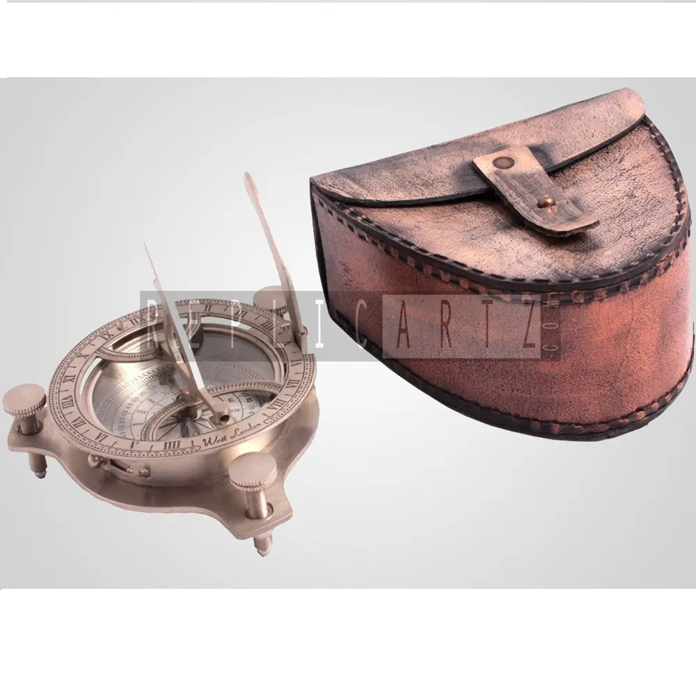 Boussole cadran solaire en laiton antique avec boîte en bois pour toutes les occasions de camping, boussole cadeau, cadeaux de remise des diplômes