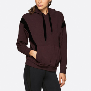 เสื้อฮู้ดแฟชั่นใหม่สำหรับผู้หญิง คุณภาพสูง สำหรับฤดูหนาว สไตล์ลำลอง เป็นมิตรกับสิ่งแวดล้อม พิมพ์ลายโลโก้ด้านหน้า ผ้าฟลีซ ขายส่ง - Product Image 1