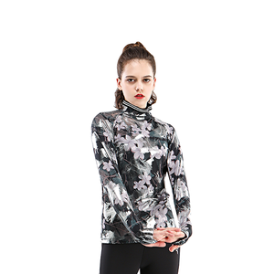 Survêtements pour femmes en gros, écologiques, grandes tailles, respirants, légers, à imprimé numérique, avec service OEM pour la saison hivernale - Product Image 5