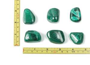 Wholesale Polished Malachite Tumbled Stone Natural Feng Shui Healing <b>Crystal</b> for Mascot <b>Crystal</b> <b>Crafts</b> Bulk Supply - Product Image 4