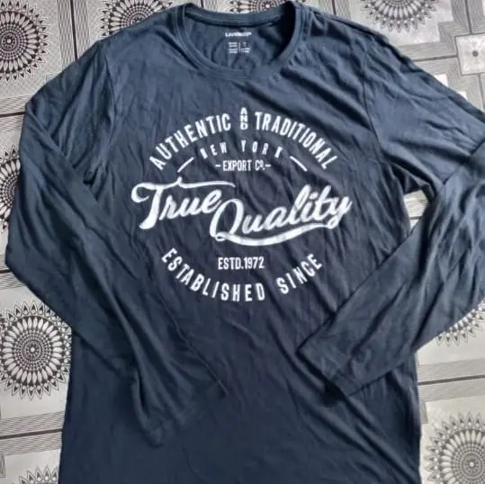 Mannen Volledige Mouw T-shirt Met Brand Design Overgebleven Bangladesh Voorraad-Lot Klaar Om Verzending Origineel Ontwerp Goedkope Lage kosten
