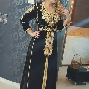 Elegante vestido de caftán de seda y lino bordado a mano Lehenga Choli para fiestas y bodas - Product Image 1