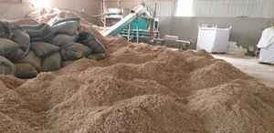 HOT <b>SALE</b> - PURE WOOD SHAVINGS <b>FOR</b> ANIMALS BEDDING W: +84 973 101 511 - Product Image 6