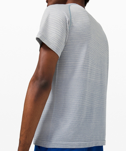 T-shirts unisexe OEM de haute qualité pour hommes, fabrication sur mesure, impression personnalisée, 100% coton, décontractés, 180 g/m², t-shirts vierges - Product Image 5