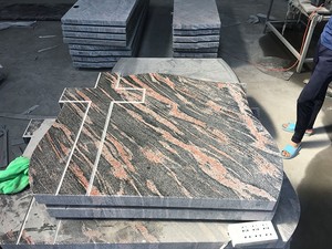 Pierre tombale Monument de granit rouge Kadan pas cher - Product Image 5