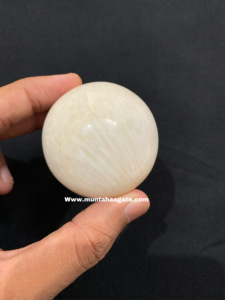 ลูกบอลคริสตัลสโคแลไซท์ธรรมชาติแบบพรีเมี่ยมทรงกลมที่มีการสั่นสะเทือนสูงสำหรับการทำสมาธิและการเชื่อมต่อเทวทูตงานฝีมือจำนวนมาก - Product Image 5