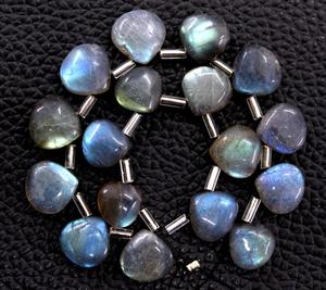 High Quality 17-Piece 1 Strand Natural Labradorite Gemstone Smooth Blue Fire Briolette Beads in <b>Heart</b> Shape - Product Image 6