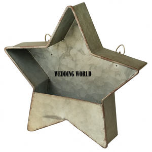 Étoile galvanisée décorative murale faite à la main Designer de gros Étoile de forme personnalisée Vente en gros Support mural de luxe en métal - Product Image 3