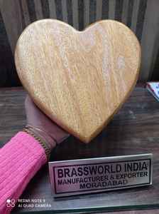 โกศไม้ขัดรูปหัวใจสำหรับผู้ใหญ่อุปกรณ์งานศพโดย brassworld อินเดีย - Product Image 2