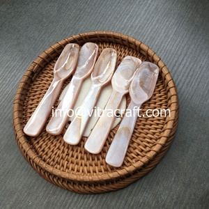 ÉLÉGANT Cuillère en nacre rose, cuillère à caviar, cuillère à huîtres Parfait pour servir du caviar Premium taille 9cm - Product Image 4