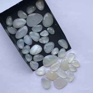 10mm 20mm pierre de lune blanche naturelle forme libre Rose coupe tranche pierres semi-précieuses pour la fabrication de bijoux au collier anneau en gros - Product Image 4