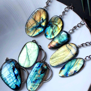 Set de Collares y Llaveros con Chips de Gemas de Cristal Tallados Variados |   Regalo de Navidad, Joyería de Piedras Curativas al por Mayor, Energía Espiritual de Chakra - Product Image 2