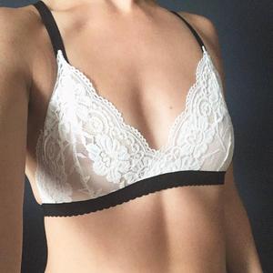 Trendy Black and <b>White</b> <b>Lace</b> Bralette - Product Image 1