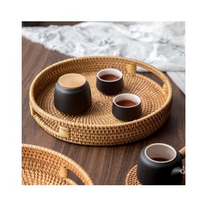 Bandeja de mimbre redonda, duradera, con mango - Product Image 1