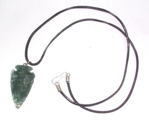 Meilleure valeur Moss Agate Gemstone Arrowheads Collier à vendre - Product Image 1