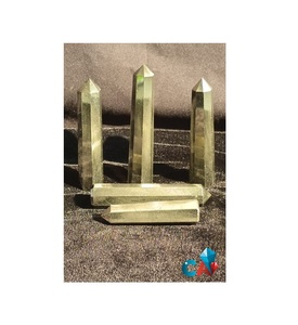 Tour Pyrite Dorée de Super Qualité Cristal Naturel Sculpté Style Feng Shui Meilleur Article Décoratif pour la Maison Inde Exclusivité Offert - Product Image 2