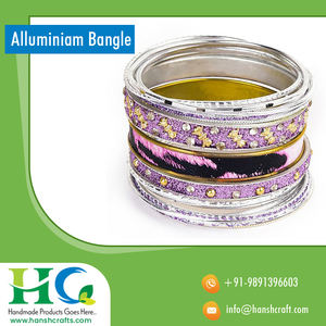 Brazaletes de aluminio hechos a mano, Fabricación en la India - Product Image 4