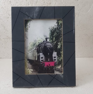 Dark <b>Grey</b> Resin White Resin Lining Design Photo <b>Frame</b> Wholesale Hot Selling Eco Friendly Fashionable Box Picture Photo <b>Frame</b> - Product Image 6