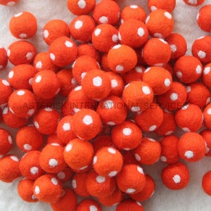 ลูกบอลสักหลาดลายจุดเล็กๆทำด้วยมือลูกบอลขนแกะขนาดเล็กลายจุดสีส้ม-ขายดีทำด้วยมือ - Product Image 6