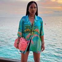 उष्णकटिबंधीय हवाई छुट्टी आउटफिट प्रिंट लोकप्रिय मुद्रित गर्मियों में फैशन प्यारा महिलाओं के लिए महिला 2022 ब्लाउज में सबसे ऊपर ढीला समुद्र तट शर्ट