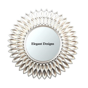 Recién llegado, fabricante y distribuidor de espejo de pared de Metal, forma y tamaño personalizados, espejo elegante, espejo de pared al por mayor - Product Image 1