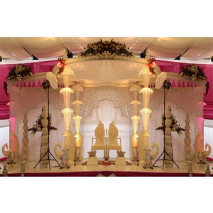 Ivoire De Mariage Chaîne De Cristal Mandap Blanc Lustre En Cristal De Mariage Mandap Premier Blanc Mandap En Cristal De Décoration De Mariage - Product Image 1
