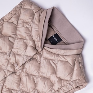 ที่มีคุณภาพสูงแสงอัลตร้าขนาดกะทัดรัดแขนกุดเวียดนามแจ็คเก็ตผู้หญิงลงเสื้อกั๊ก - Product Image 2