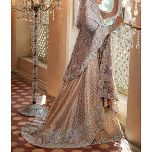 Venta al por mayor de vestidos casuales de moda de las mujeres personalizadas hasta el suelo de estilo paquistaní a un precio razonable - Product Image 5