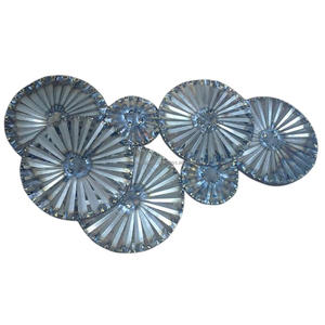 Decoración de pared de METAL estriado en plata - Product Image 2