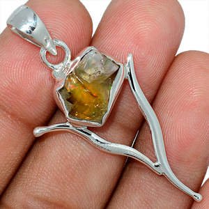 Colgante de Plata de Ley 925 con Ópalo Etíope Natural, Joyería Hecha a Mano, Colgante de Ópalo Etíope y Plata - Product Image 1