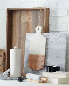 Planche à découper élégante en bois et en marbre avec finition naturelle, parfaite pour les assiettes à fromage, les ustensiles de cuisine et les articles d'hôtel - Product Image 6