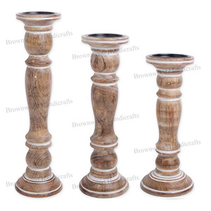 Juego de 3 candelabros de madera de mango rústico, juego de portavelas de madera lavada blanca quemada, soporte de Pilar votivo para hogar y hoteles - Product Image 1