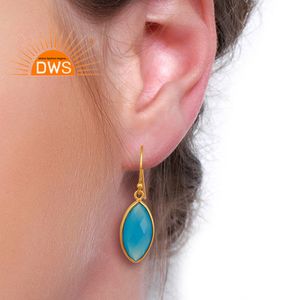 Nanette-pendientes chapados en oro hechos a mano con gancho de plata, proveedor de joyería, pendientes de piedras preciosas de Calcedonia azul facetados, venta al por mayor - Product Image 5