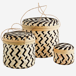 Venta al por mayor de cestas de almacenamiento de bambú a rayas sostenibles hecho a mano Año Nuevo chino cesta de Bambú - Product Image 2