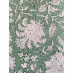 Tela de algodón con estampado floral, tejido de bloque indio para funda de edredón, estampado de bloque verde menta - Product Image 1