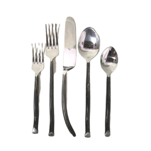 Couverts en acier inoxydable avec finition dorée Ensemble de couverts nouveau design pour usage domestique Ensemble de couverts de voyage - Product Image 2