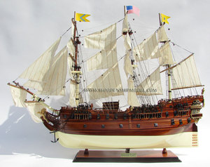 MODELO DE BARCO HISTÓRICO DE MADERA BON HOMME RICHARD - MODELO DE BARCO ALTA VEELA EN VENTA - Product Image 1