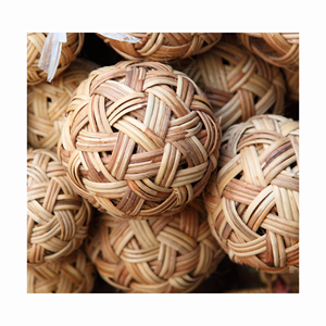 ลูกบอลหวายสานทำมือสำหรับกีฬาไทยควอท  จากผู้ผลิตขายส่งชาวเวียดนาม - Product Image 3