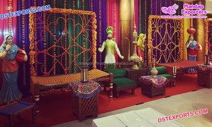 Punjabi Mehndi Setup con estatuas decorativas Punjabi Wedding Village Theme Mehndi Stage Punjabi Wedding Ladies Sangeet Decor Set - Product Image 2
