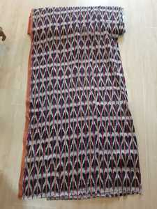 Wholesale <b>Cotton</b> <b>Silk</b> Blended Ikat <b>Fabric</b> for Garment, Home Textiles Furnishing & Bags Accessories Handwoven Raw Material <b>Fabric</b> - Product Image 2