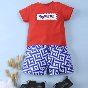 Ensemble de vêtements 100% coton smocké à la main pour garçon du 4 juillet-Style BB1412 - Product Image 2