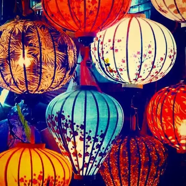 Традиционные фонари в старом городе, фонарь Хой Ань, вьетнамский дизайн и ремесло-янтарный + 84383004939