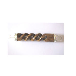 Baguettes de guérison en spirale gravées Feng Shui en pierres précieuses plus grandes pour la décoration de la maison et l'utilisation de la mascotte - Product Image 1