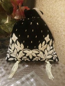 Sac poli personnalisé, belle pochette de travail en perles, avec tissu en soie brodé pour fête et mariage, @ 2022 - Product Image 2