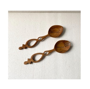 Cuillères à salade largement demandées Outils de cuisine de haute qualité Article fiable Serveur à salade Outils à salade de qualité supérieure Couverts en bois - Product Image 1