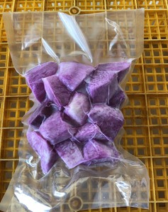 Mangoustan Congelé VIET DELTA IQF Sous Vide Rond Naturel Sucré Haute Qualité Disponible Toute l'Année - Product Image 1