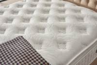 Matelas orthopédique à ressorts ensachés et mousse, protection antibactérienne, hypoallergénique, design contemporain pour chambre à coucher et usage hospitalier